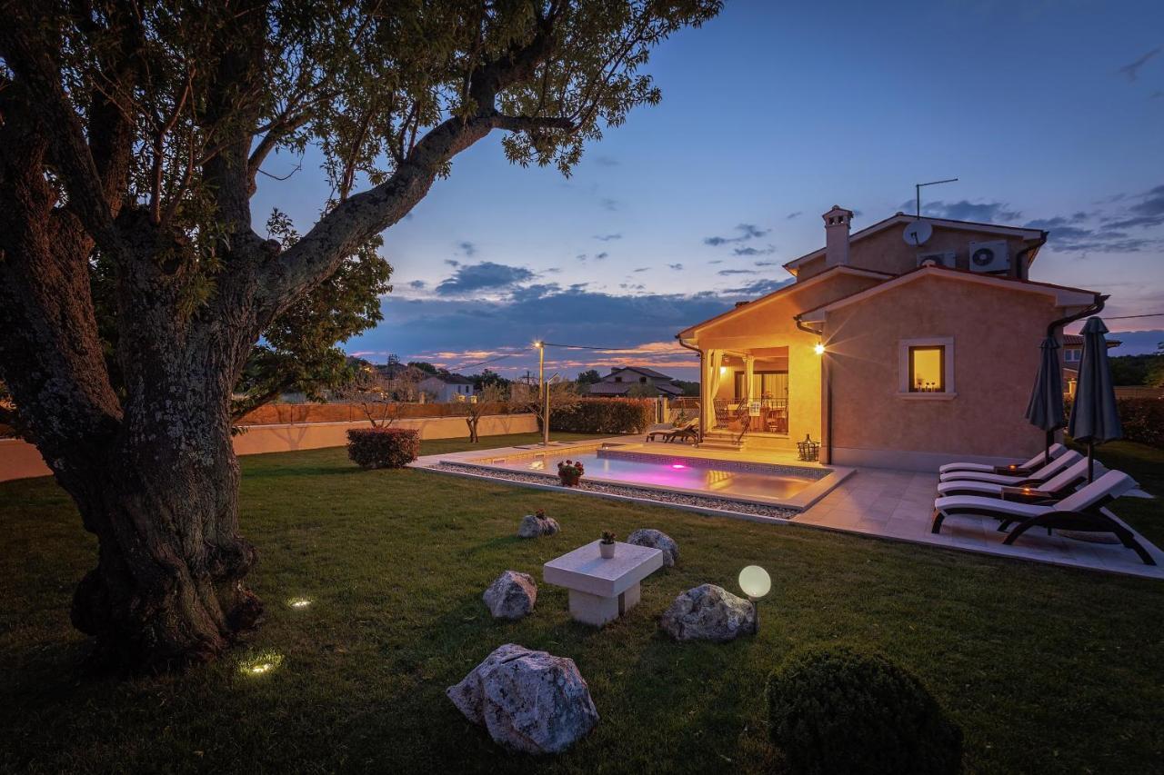 Villa Rotonda Vrsar Extérieur photo