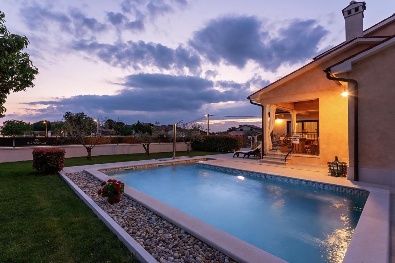 Villa Rotonda Vrsar Extérieur photo